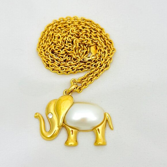 Vintage Napier Elephant Pendant Gold Tone Long Chain Signed - Picture 4 of 9